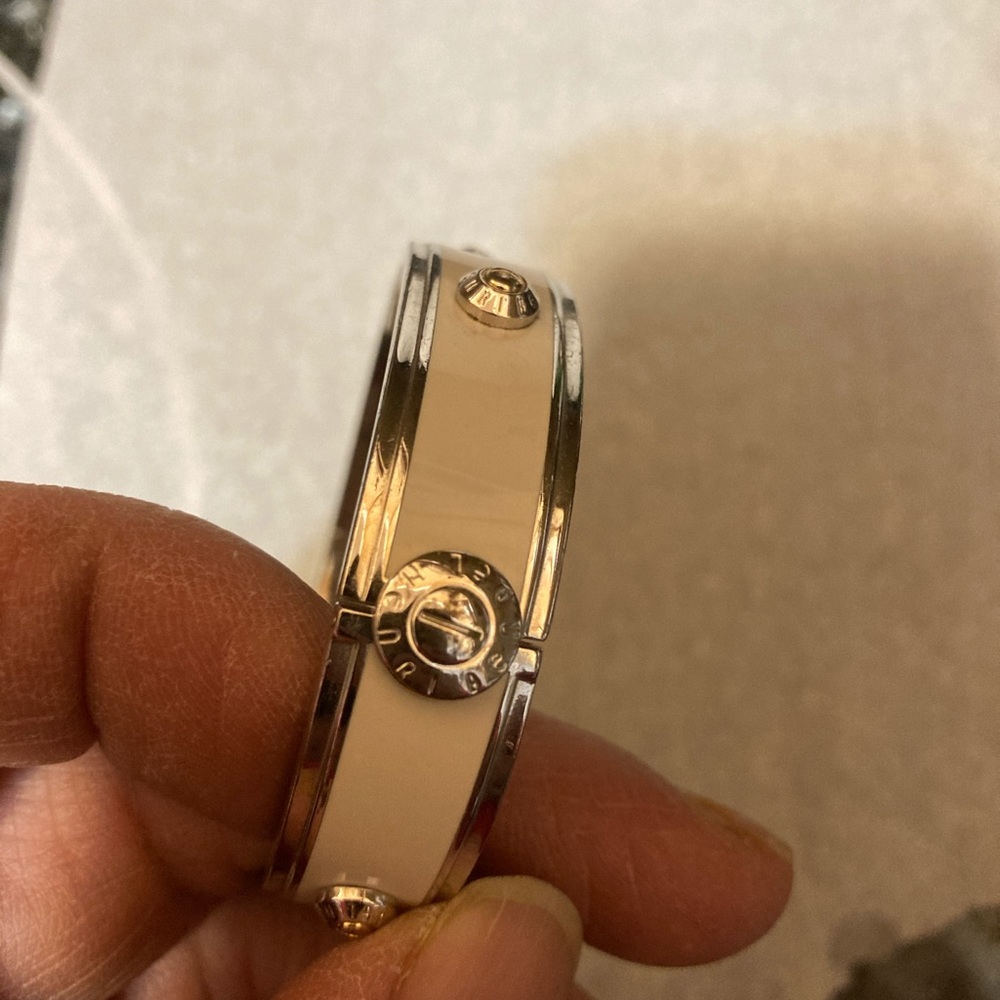 Henri bendel bracelet med size - Picture 4 of 4